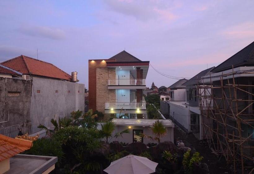اتاق خانوادگی, Kusuma Guesthouse 2