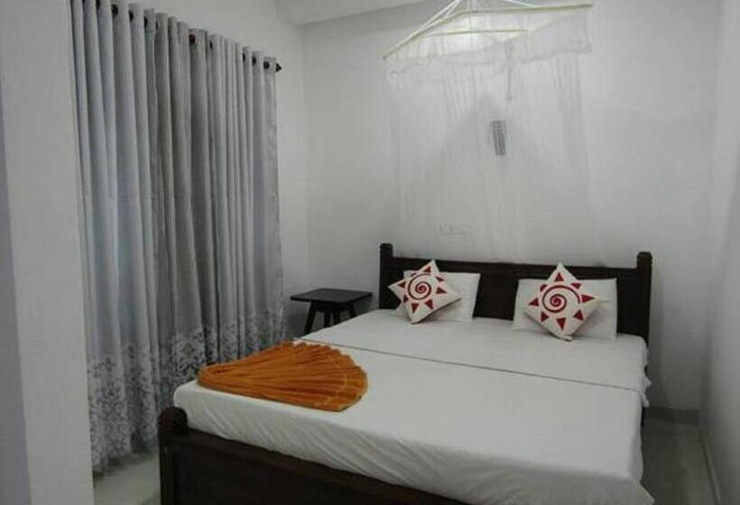 Апартаменты 1 Спальня с Балконом, New Sea Lion Guest House
