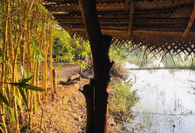 标准间带湖景, Aliya Riverside & Safari Resort