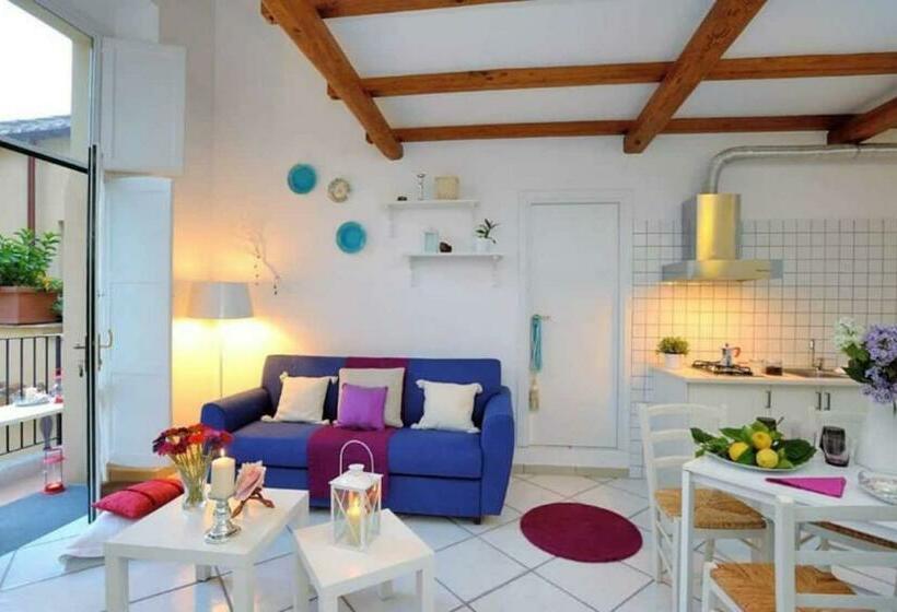 带1个卧室的公寓, Loft Apartments By Amalfivacation