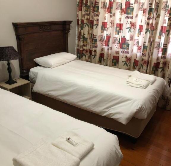 Апартаменты 1 Спальня, Muckleneuk Guest House