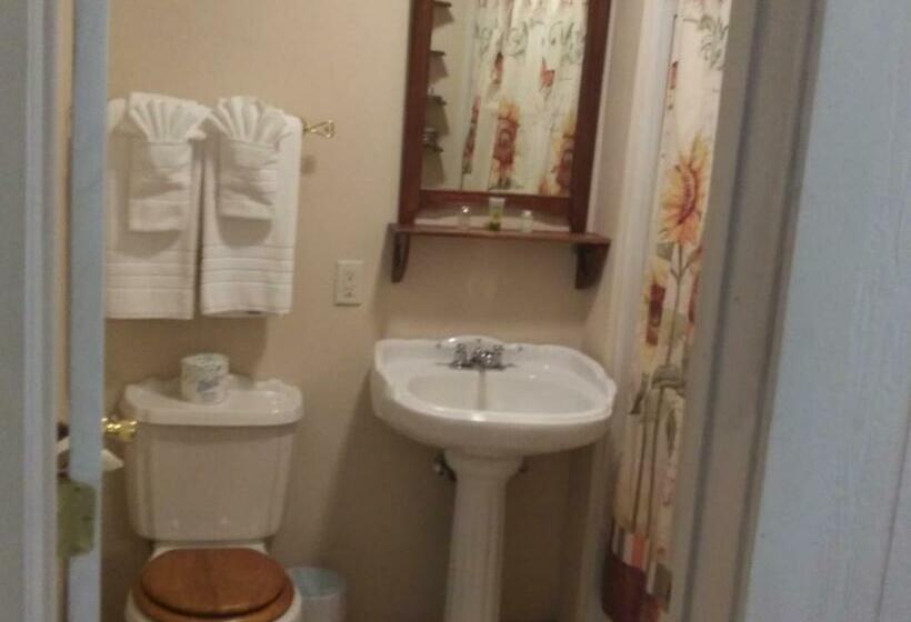 디럭스 룸, Tombstone Bordello Bed & Breakfast