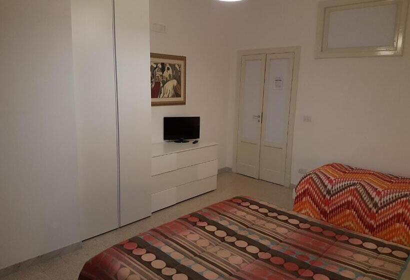 اتاق استاندارد سه نفره, B&b Nonna Rosaria