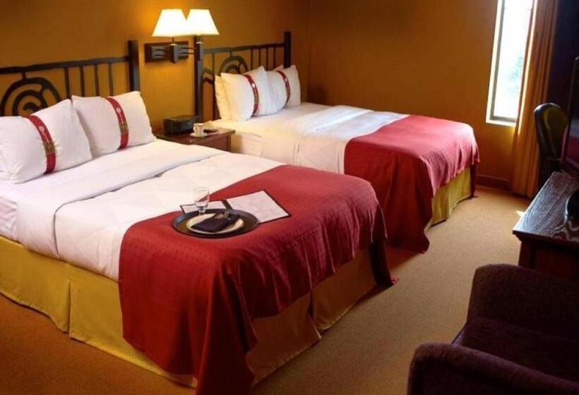 Номер Стандарт Адаптированный для Инвалидов, Holiday Inn Hotel Pewaukee Milwaukee West, An Ihg