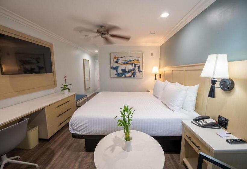 스탠다드 룸, Ramada By Wyndham Redondo Beach