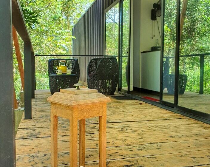 豪华工作室, Area 4 Eco Cubes