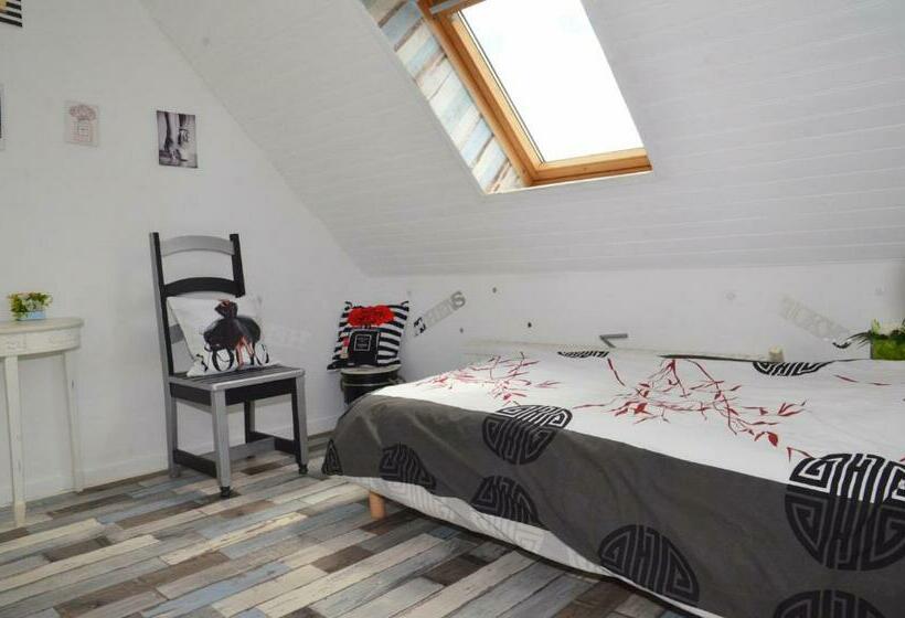 Номер Стандарт Индивидуальный, Chambre Chez Nous