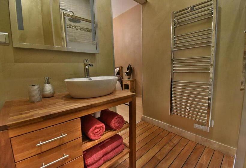 Номер Deluxe, Le Relais De La Chouette