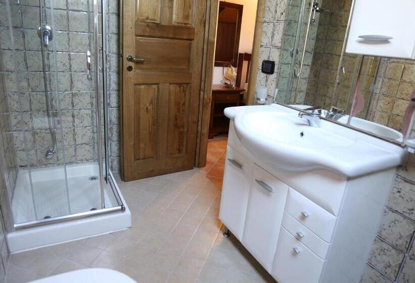 Семейный Номер, Agriturismo Pirara