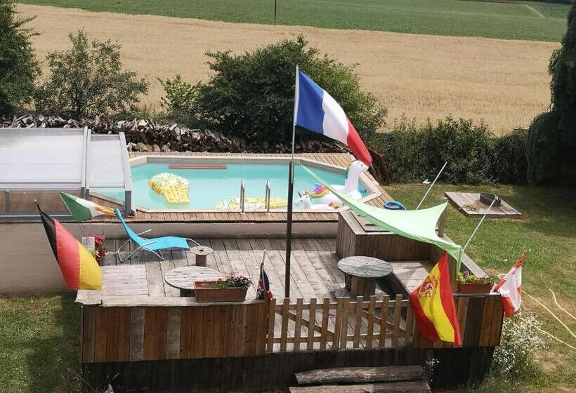 Студия Стандарт, Domaine De Fontenelay