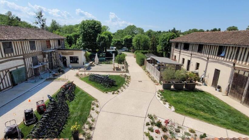Студио Стандарт с Террасой, Domaine Le Colombier