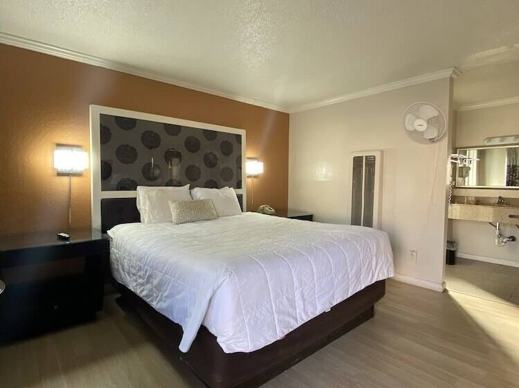 Standart Oda, Budget Inn At The Heavenly Gondola