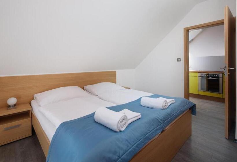 带1个卧室的高级公寓, Jbx Resort Hotel Albatros