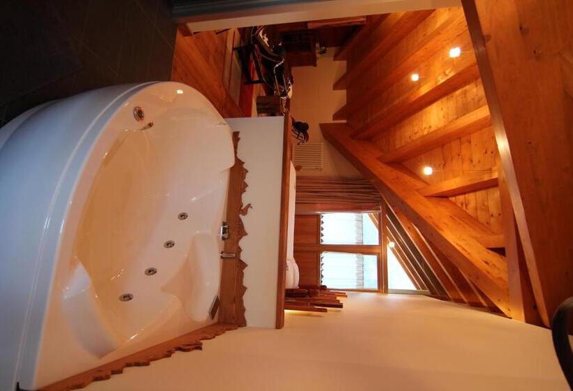 Люкс с гидромассажем, Albergo Edelweiss   Larespa