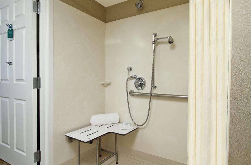 Семейный Номер, Lemon Tree Passage Motel