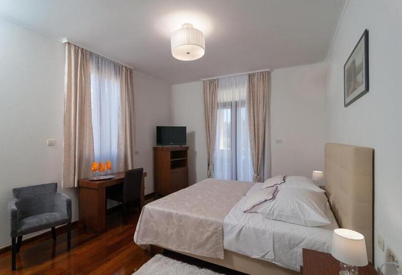 带阳台的豪华间, Luxury Rooms Near The Beach3