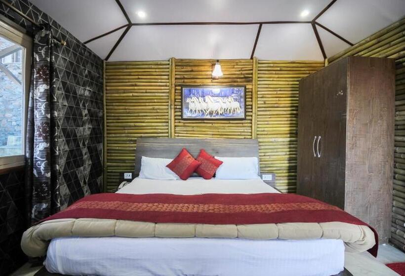 Стандартный Номер Кровать Кинг, Glamwood Resort Dhanaulti, Ranked 1 In Dhanaulti