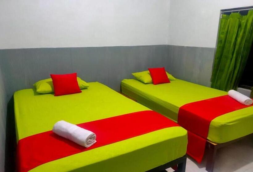 Номер Стандарт, Reddoorz Plus Near Alun Alun Sumenep