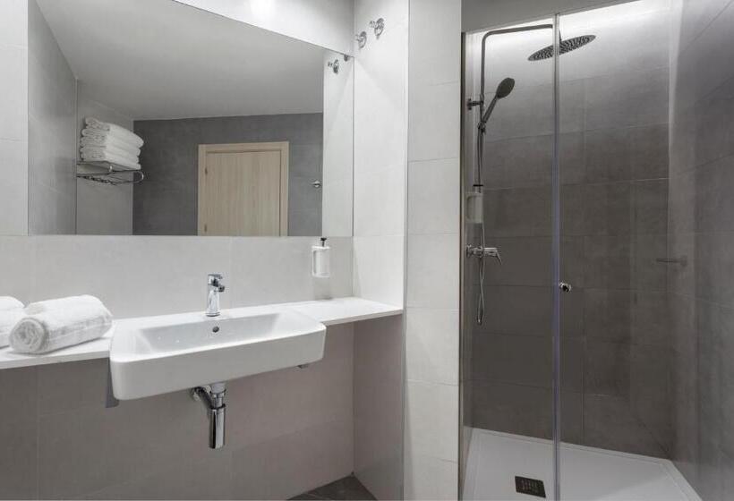 Семейный Номер, B&b Hotel Madrid Alcorcón