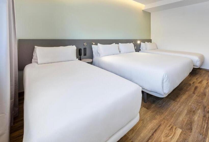 Четырехместный Номер Стандарт, B&b Hotel Madrid Alcorcón