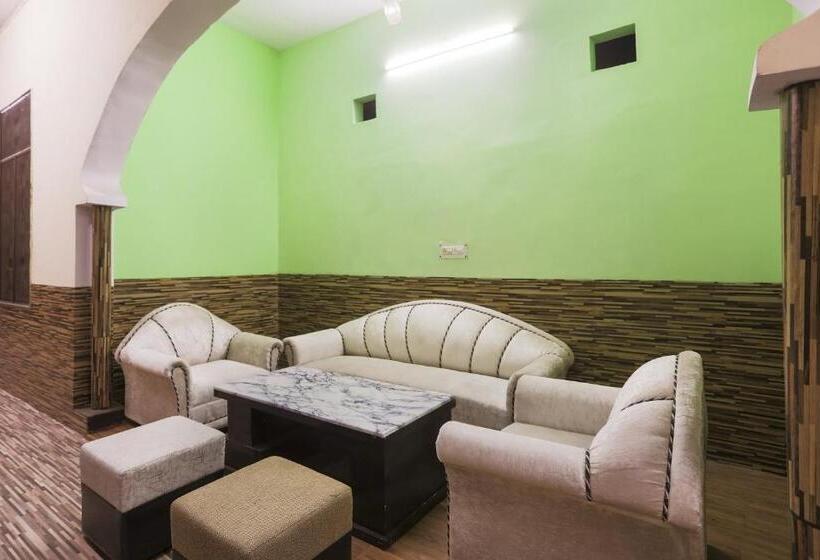 Трехместный Номер Классика, Flagship 75950 Ub Inn