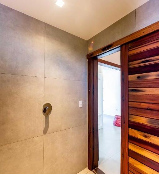 패밀리 스위트, Akua Concept   Taipu De Fora