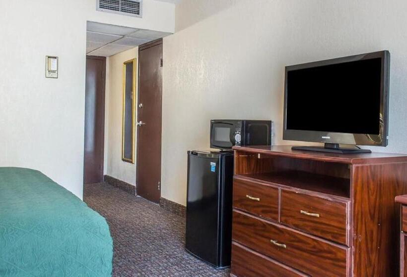 Номер Стандарт с Гидромассажем, Fairbridge Inn & Suites Poconos