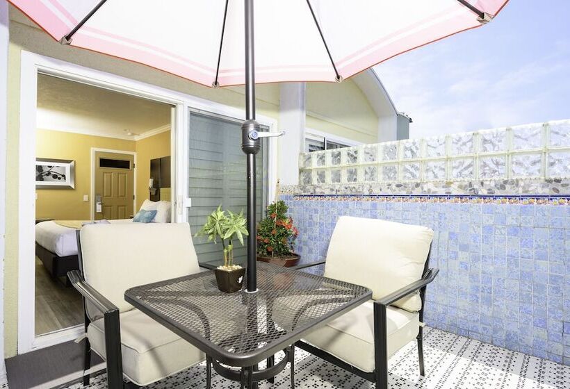 Люкс с Балконом, Little Inn By The Bay Newport Beach