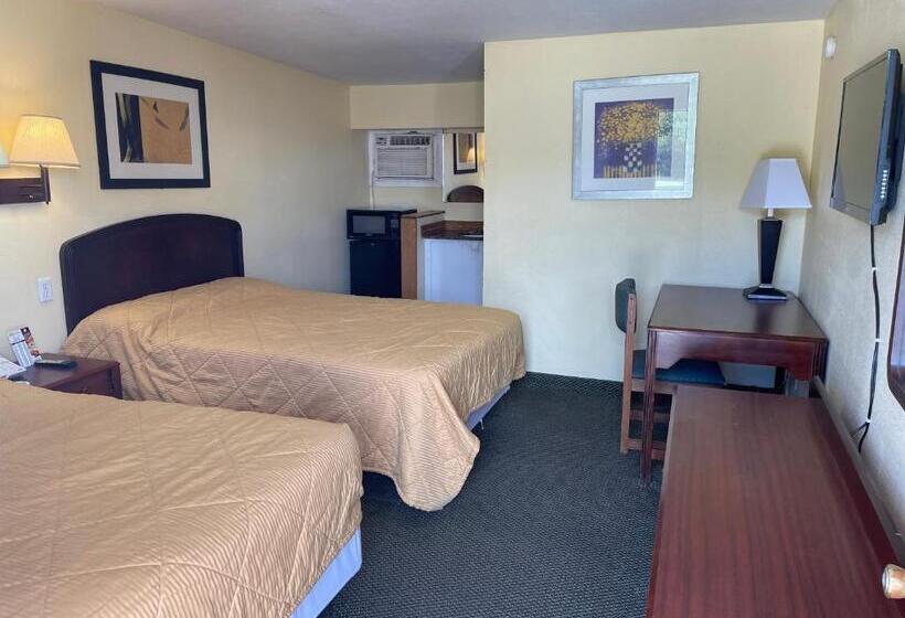 Номер Стандарт 2 Двуспальные Кровати, Rivers Inn