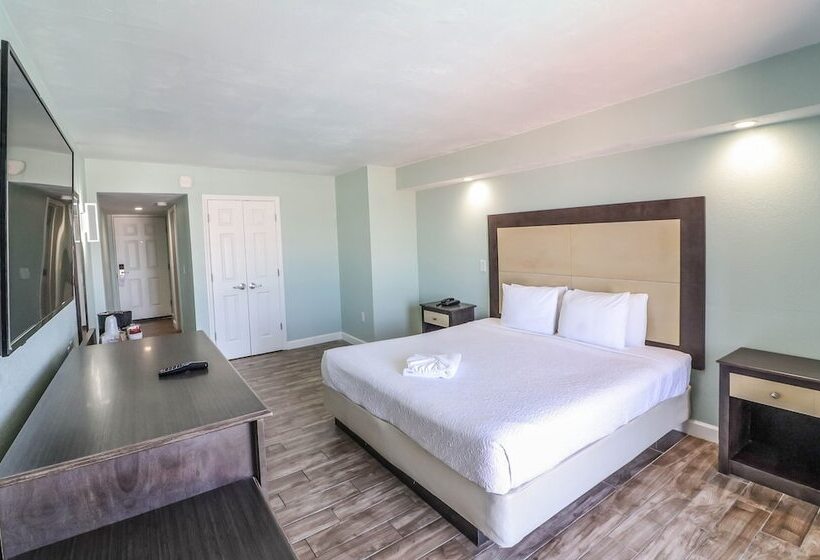 스탠다드 룸 킹사이즈 침대, Boardwalk Inn And Suites