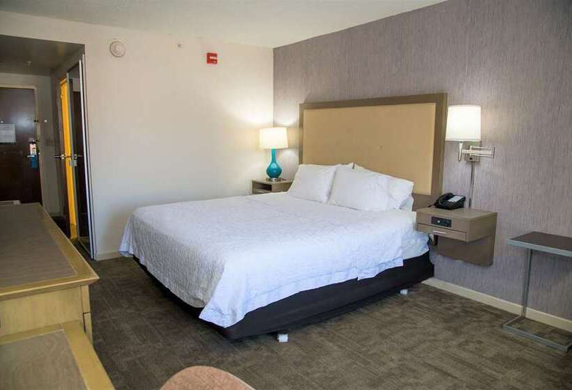 스탠다드 룸, Hampton Inn Latrobe
