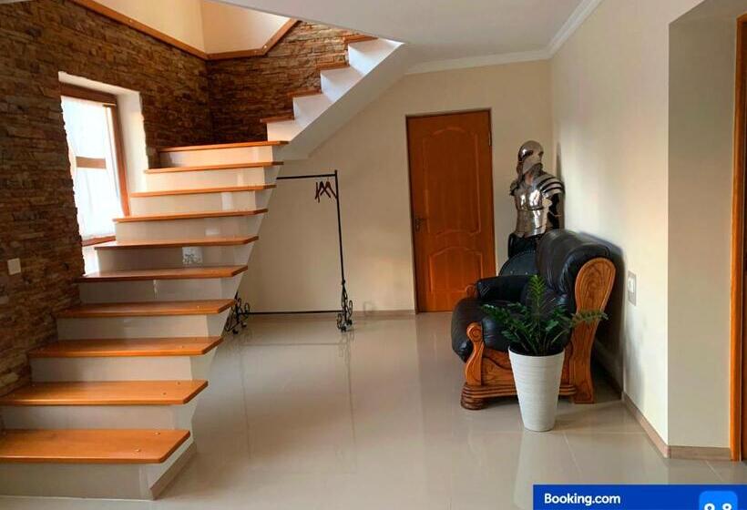 اتاق استاندارد با تخت بزرگ, зелений дім   Viridi House