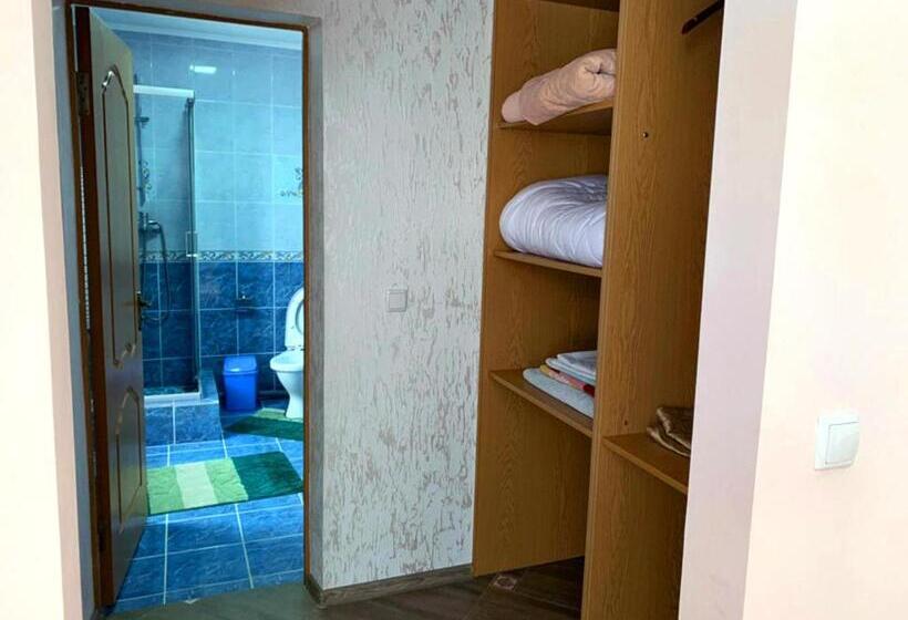 اتاق لوکس, зелений дім   Viridi House