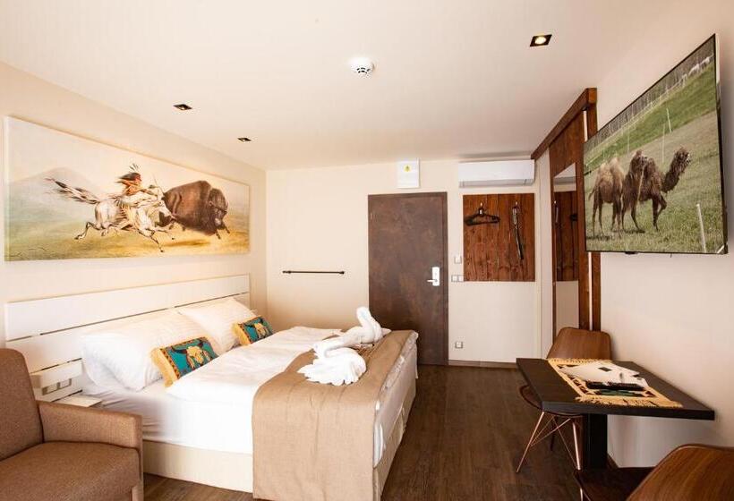4인용 스탠다드 룸, Residence Safari Resort   Bison Lodge