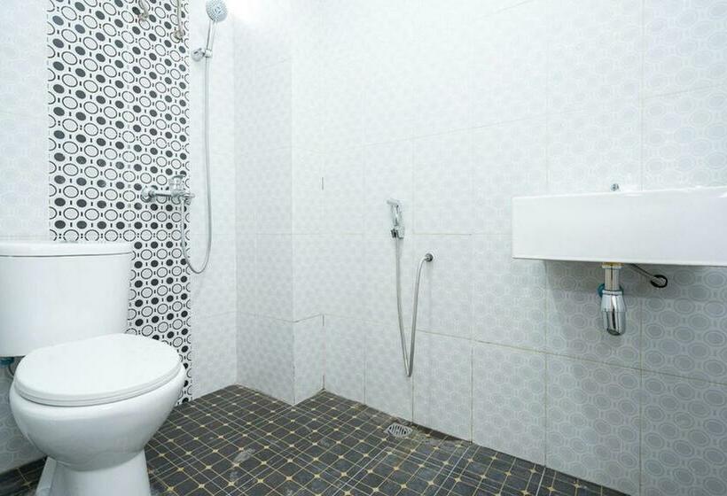 Кровать в Общей Комнате, Reddoorz Syariah Near Exit Toll Ciawi