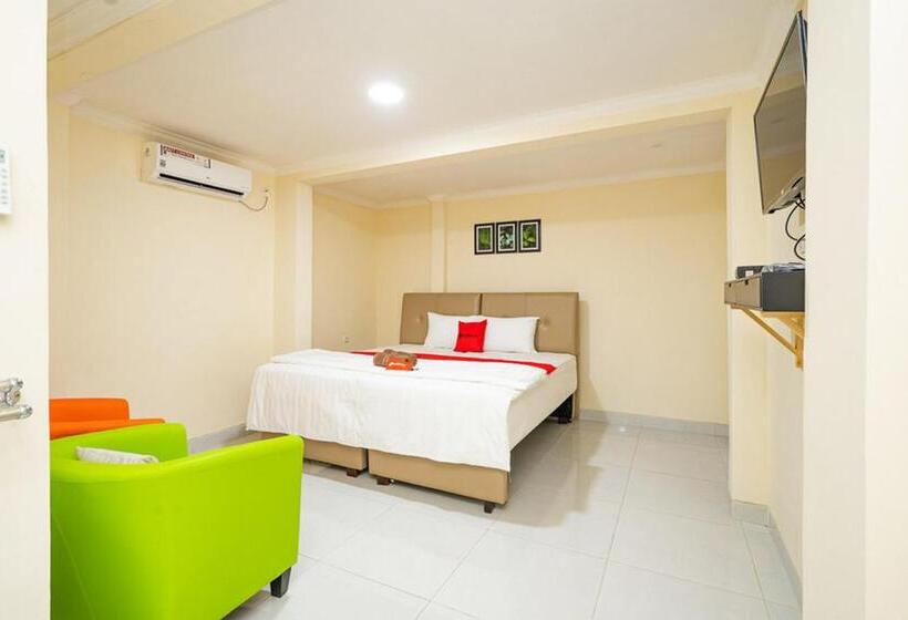 Номер Deluxe, Reddoorz Syariah Near Exit Toll Ciawi