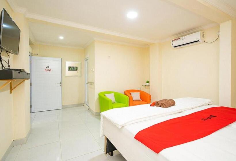 Номер Deluxe, Reddoorz Syariah Near Exit Toll Ciawi