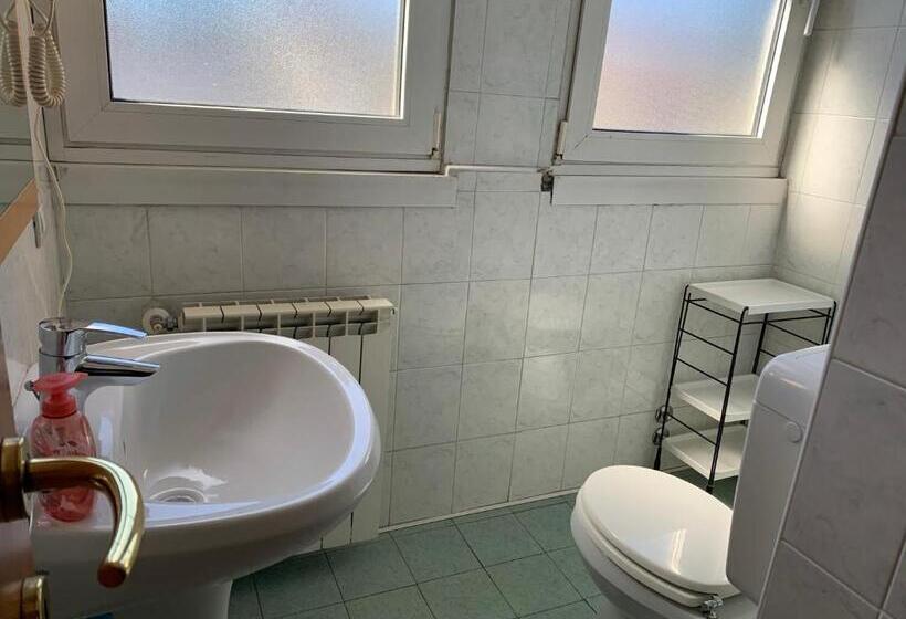 Трехместный Номер Базовый, La Chiocciola Guesthouse Briantea