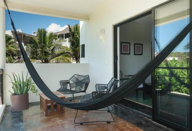 수피리어 스위트, Manta Raya Hotel   Right On The Beach