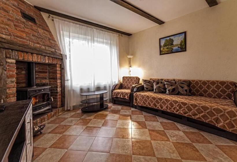 شقة غرفة واحدة, Alpiyskiy