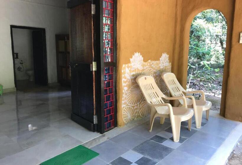 Номер Стандарт, Kamp Kamouflage Kanha