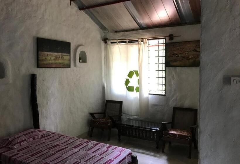 Номер Стандарт, Kamp Kamouflage Kanha