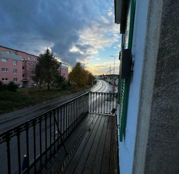Номер Стандарт с Балконом, Smartroom Hotel Rössli Hunzenschwil