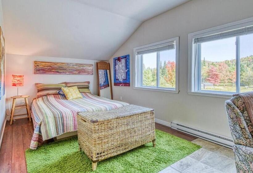 스탠다드 룸 킹사이즈 침대, Lodge Nature Laurentides