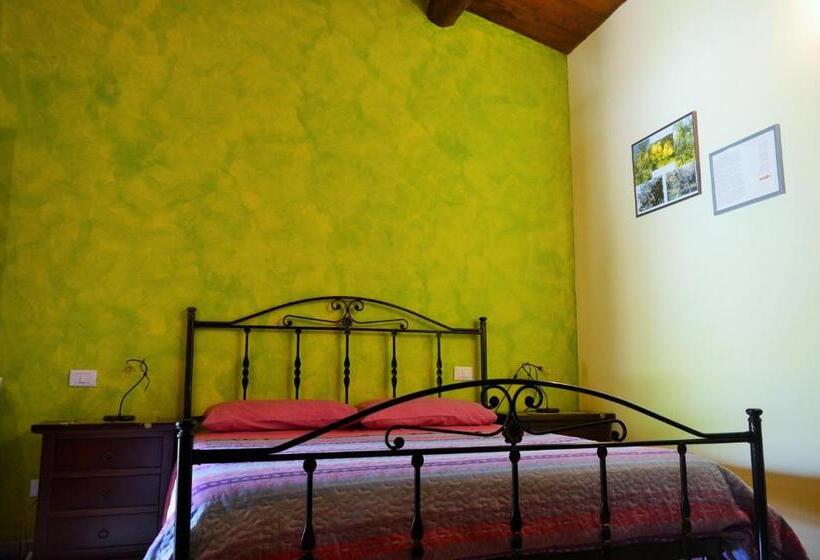 Четырехместный Номер Стандарт, Agriturismo E Turre