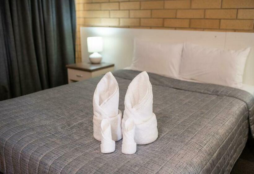 디럭스 트리플 룸, Mundubbera Motel