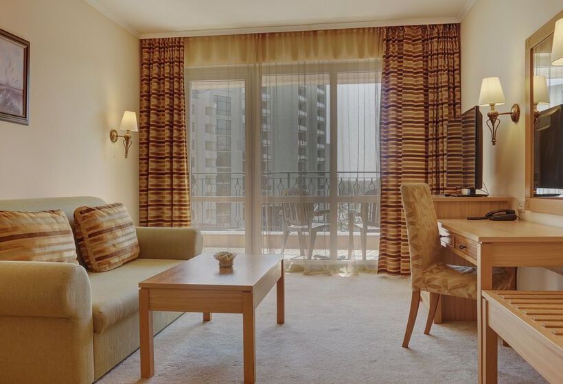 带1个卧室的公寓, Dit Majestic Beach Resort