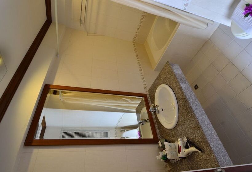 Номер Стандарт, First Bungalow Beach Resort