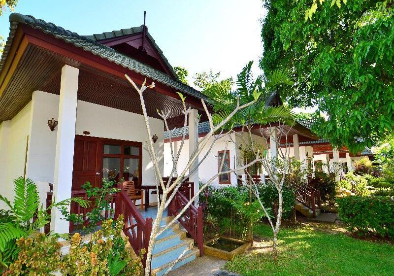 Номер Стандарт, First Bungalow Beach Resort