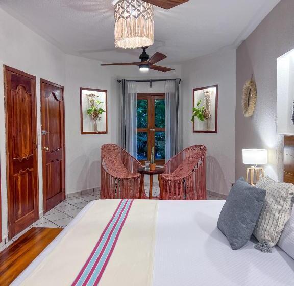 Suite Llit King, Hulku
